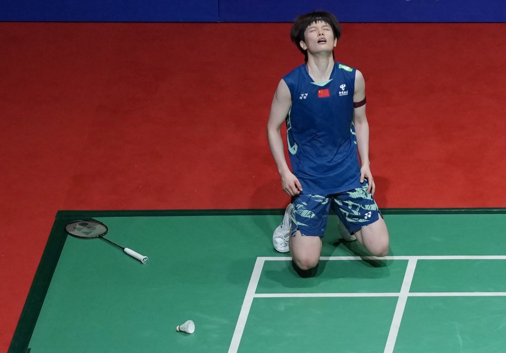 包括巴黎圣 包括巴黎圣